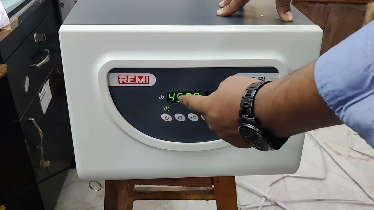 Remi R-8C Plus Centrifuge Machine